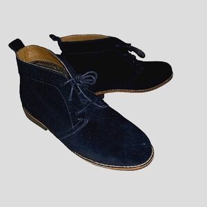 WHITE MOUNTAIN Genuine Black Suede Lace-up Chukka Boot NWOT